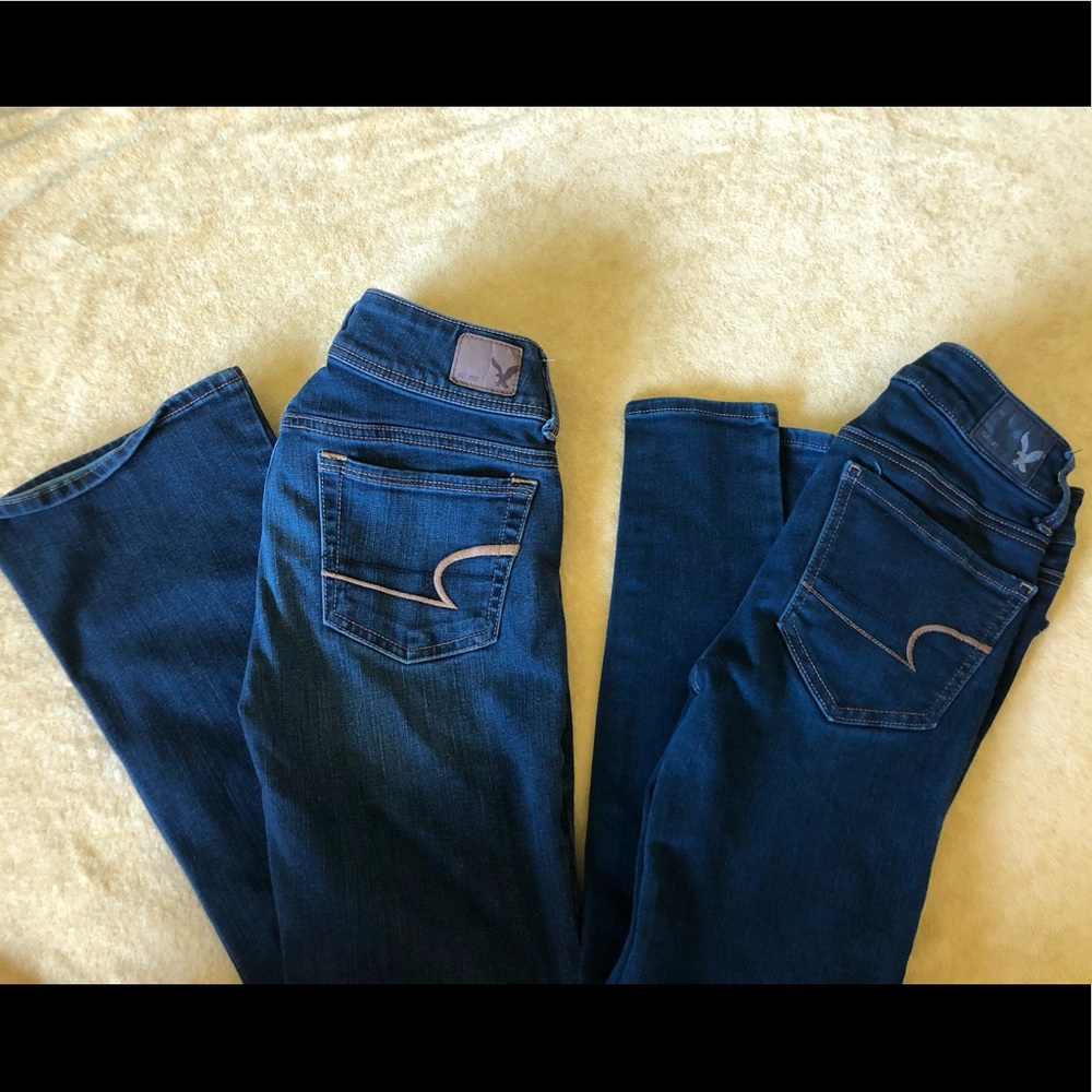 ⭐️2 Pairs⭐️ of American Eagle jeans size 0 short